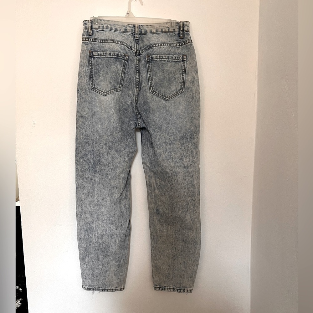 Mom Jean. - Picture 2 of 2